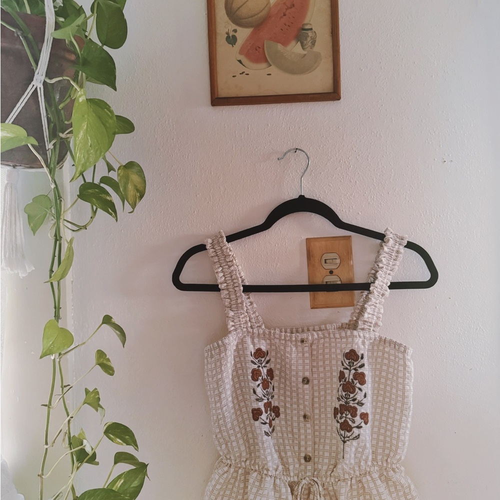 MINE Gingham Floral Embroidered Tank Top sz.S